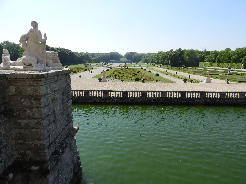 Vaux-Le-Vicomte - gardens